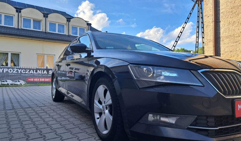Skoda Superb full